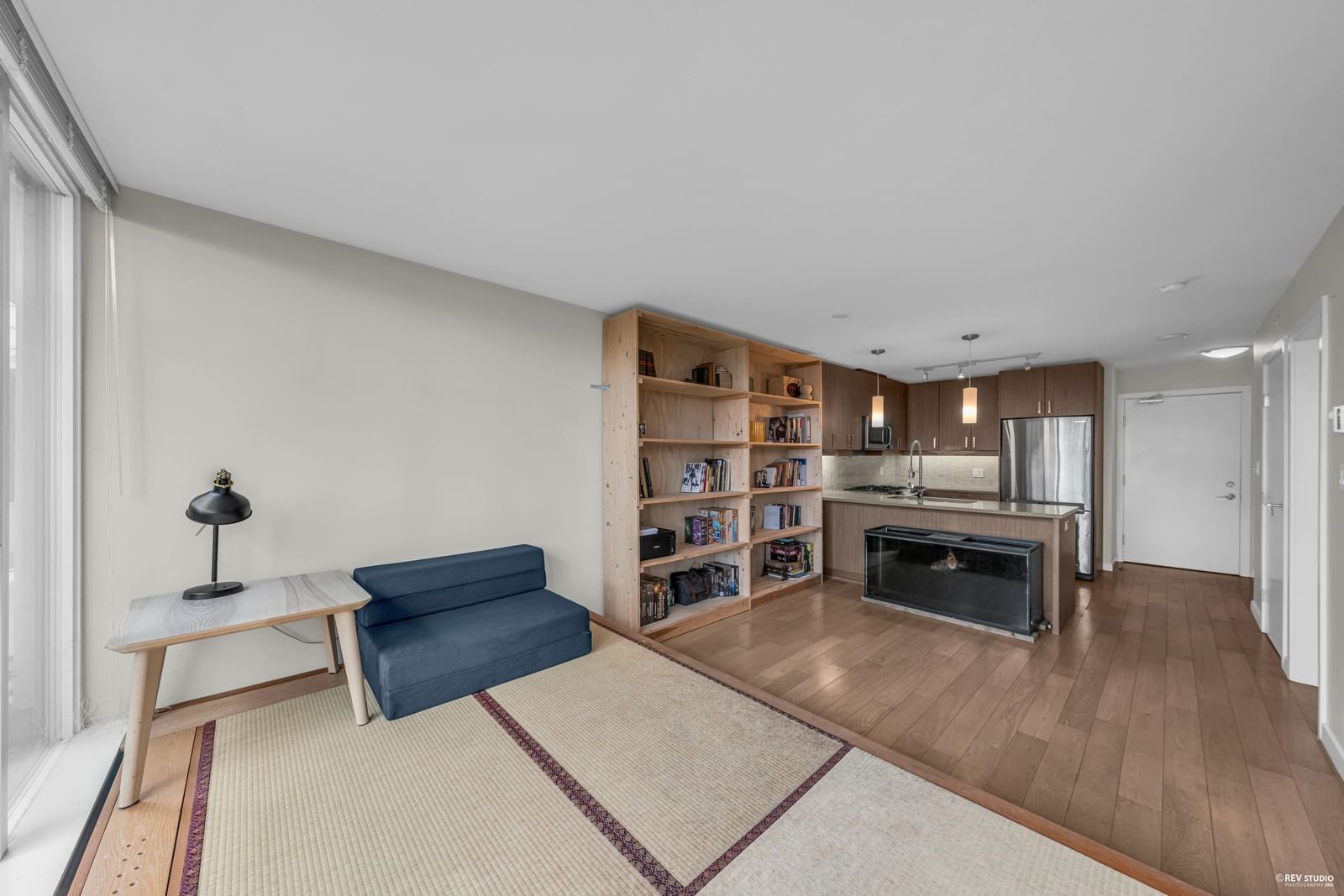 Listing Image 9