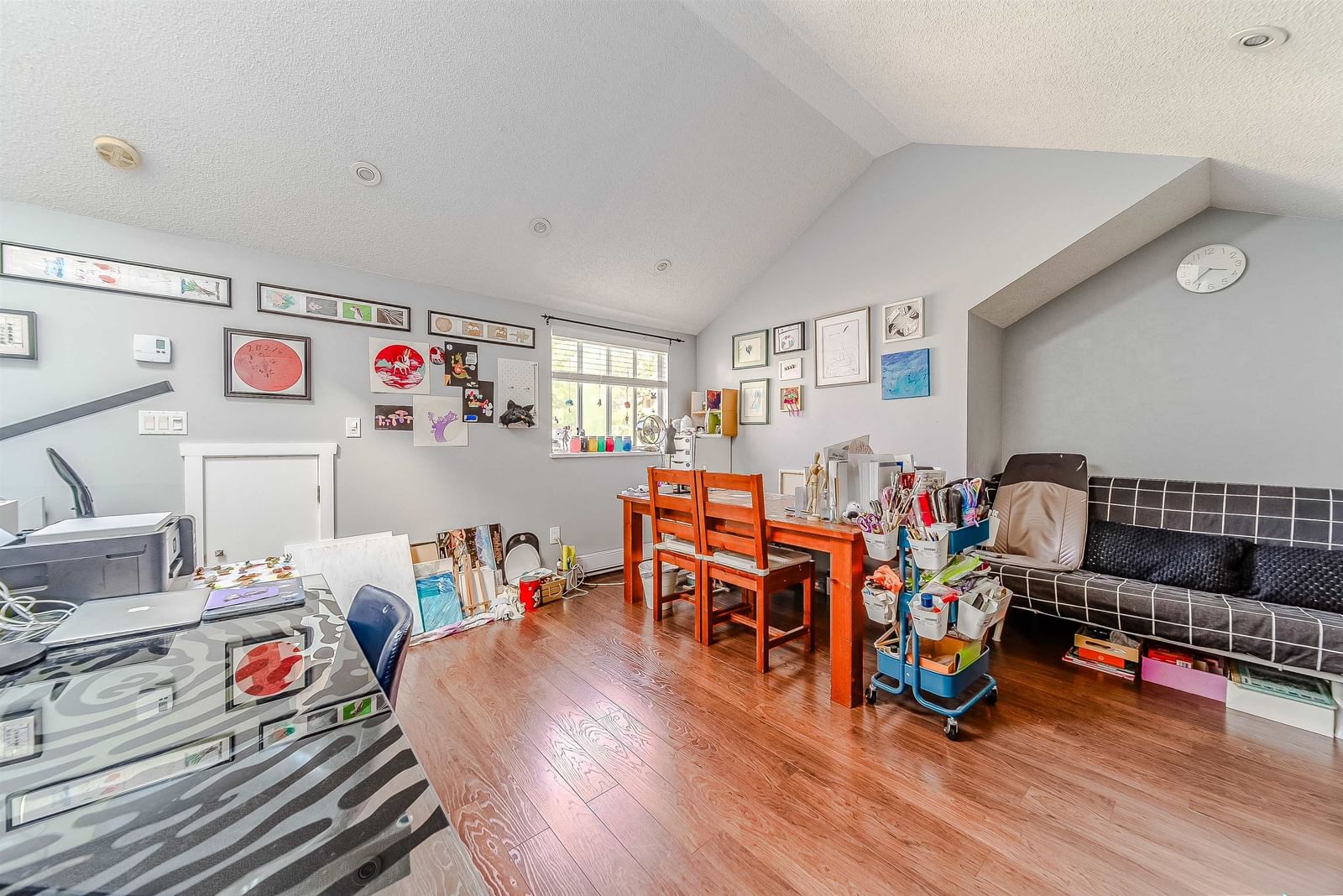 Listing Image 17