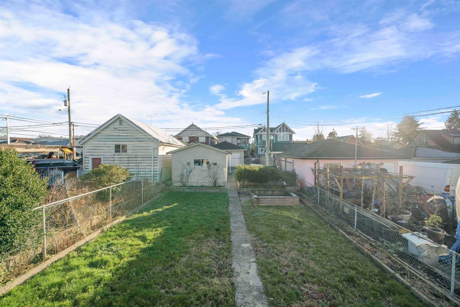 Listing Image 19