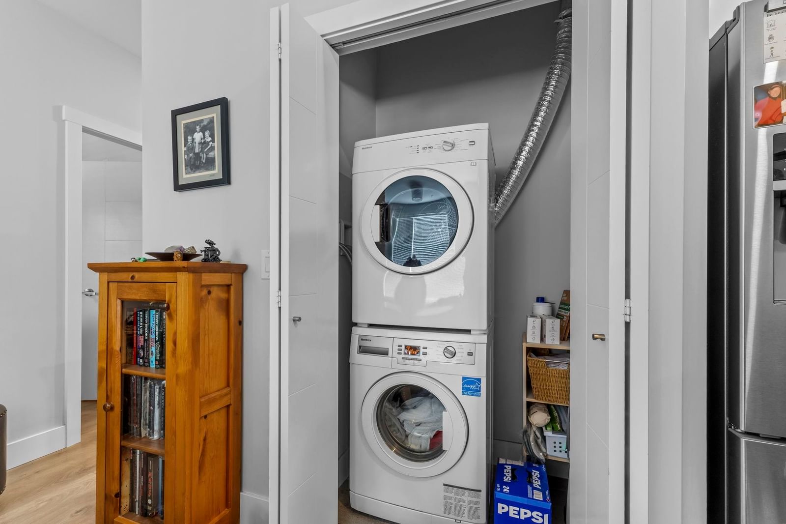 Listing Image 20