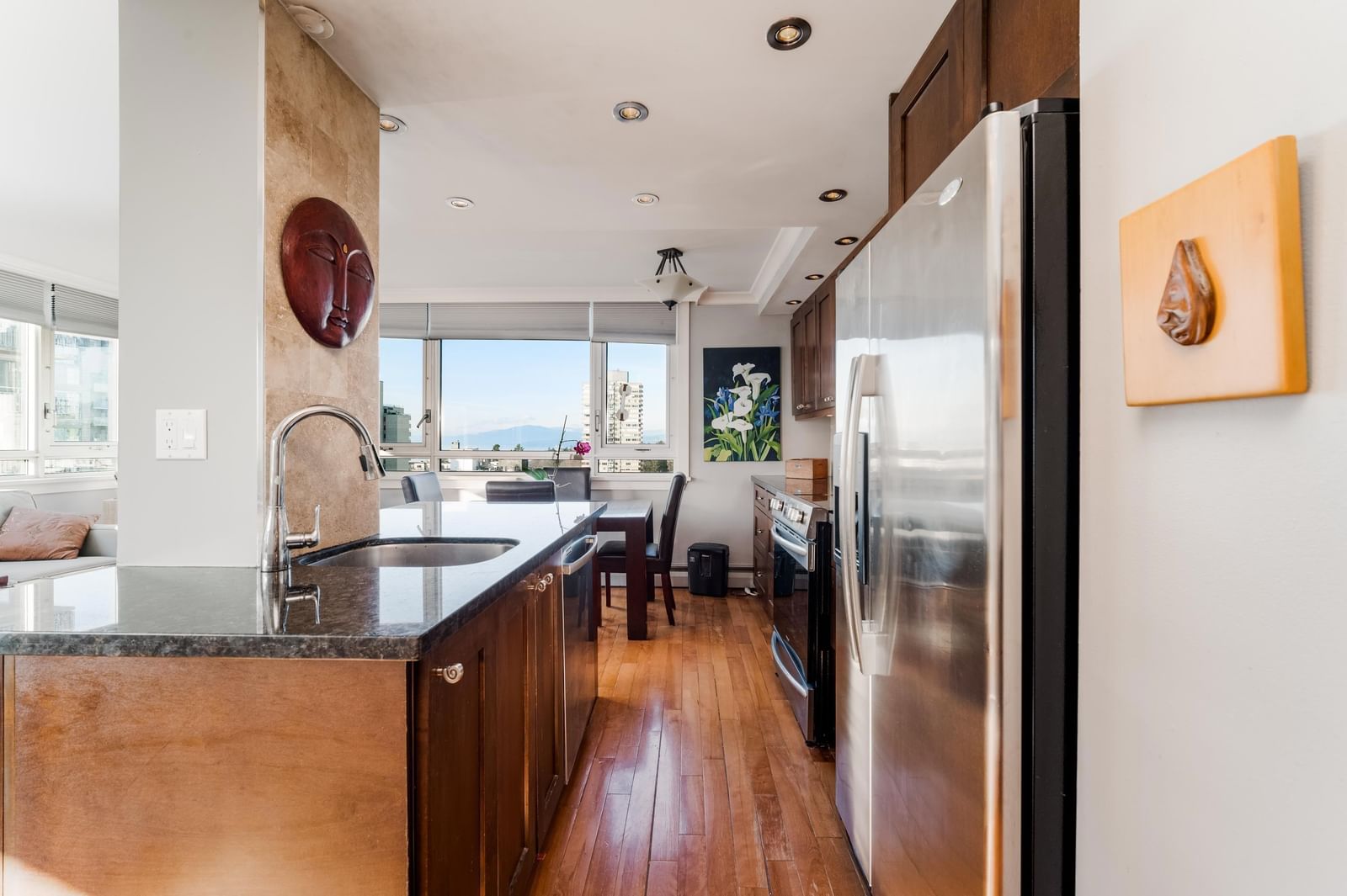 Listing Image 15