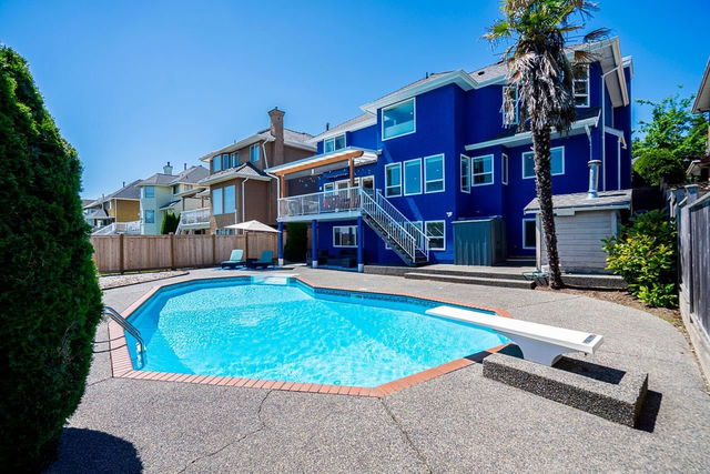 2274 Leclair Drive