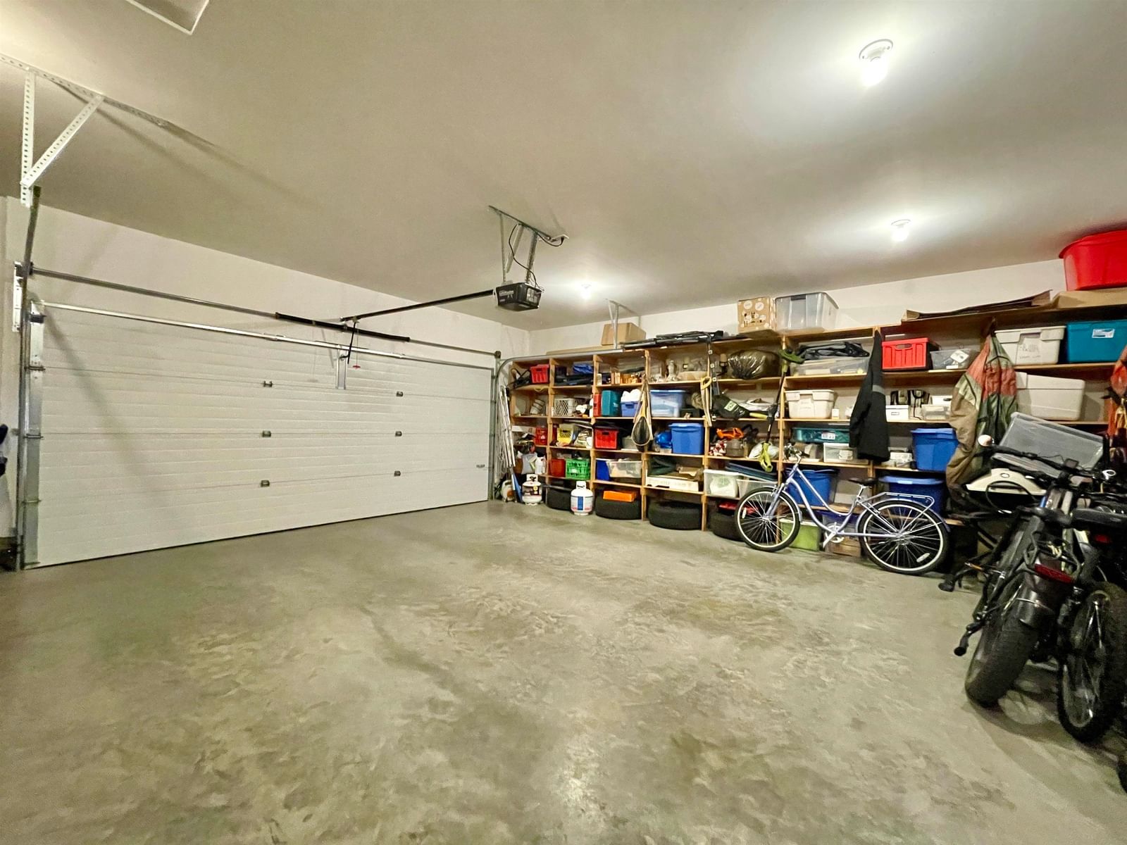 Listing Image 23