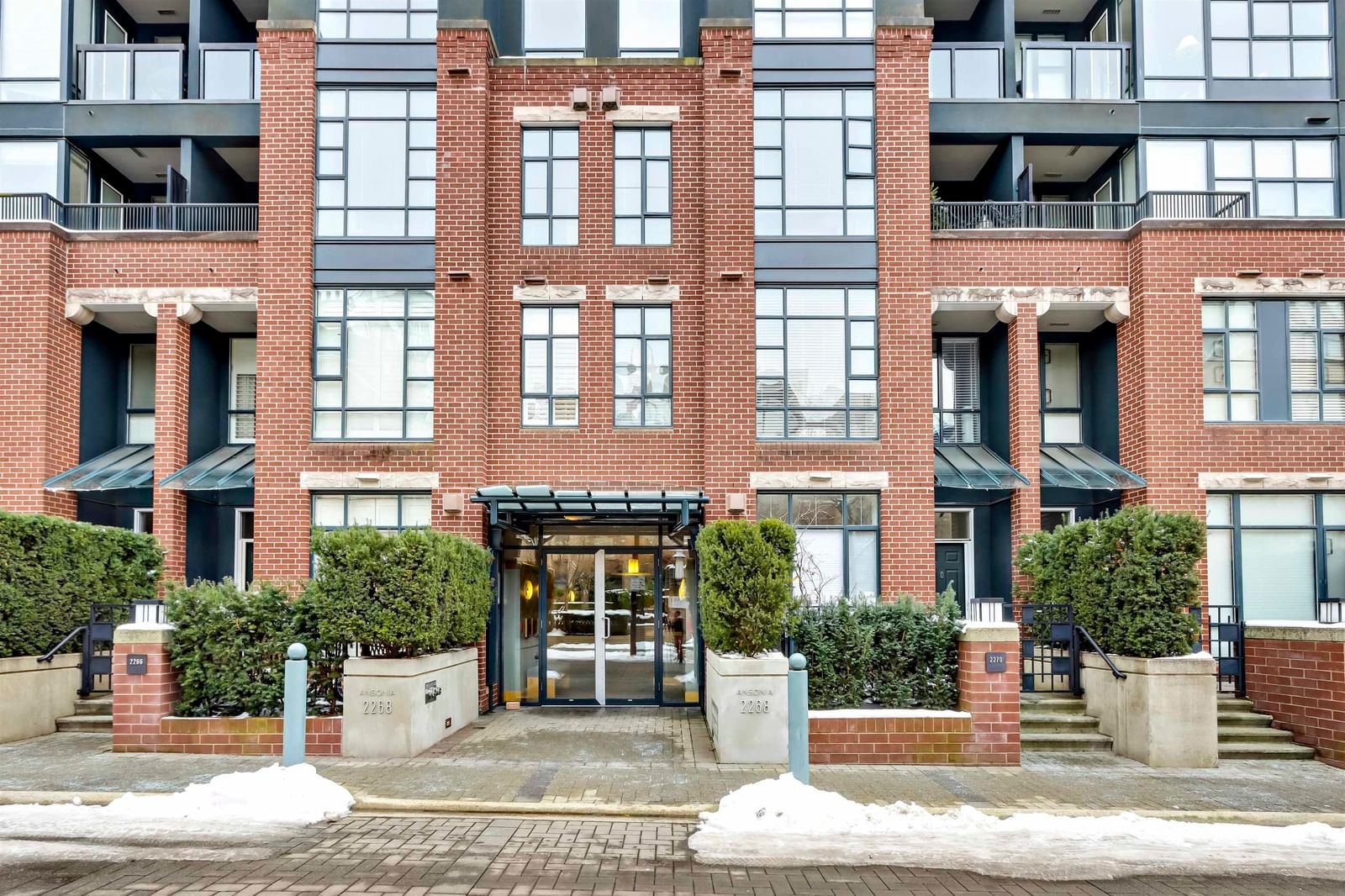 Listing Image 21