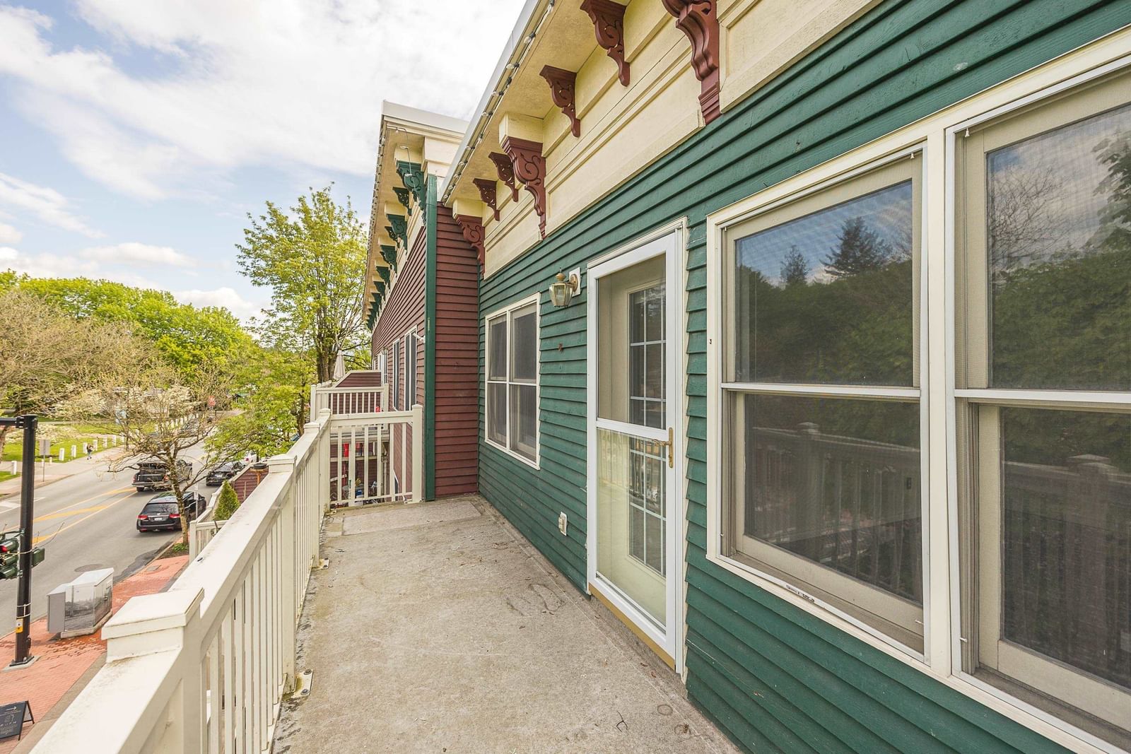Listing Image 17