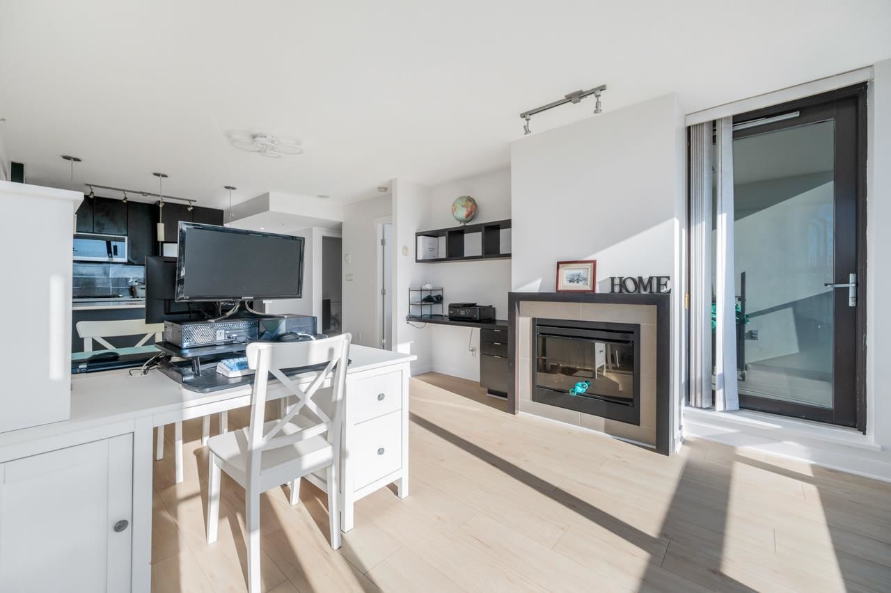 Listing Image 10