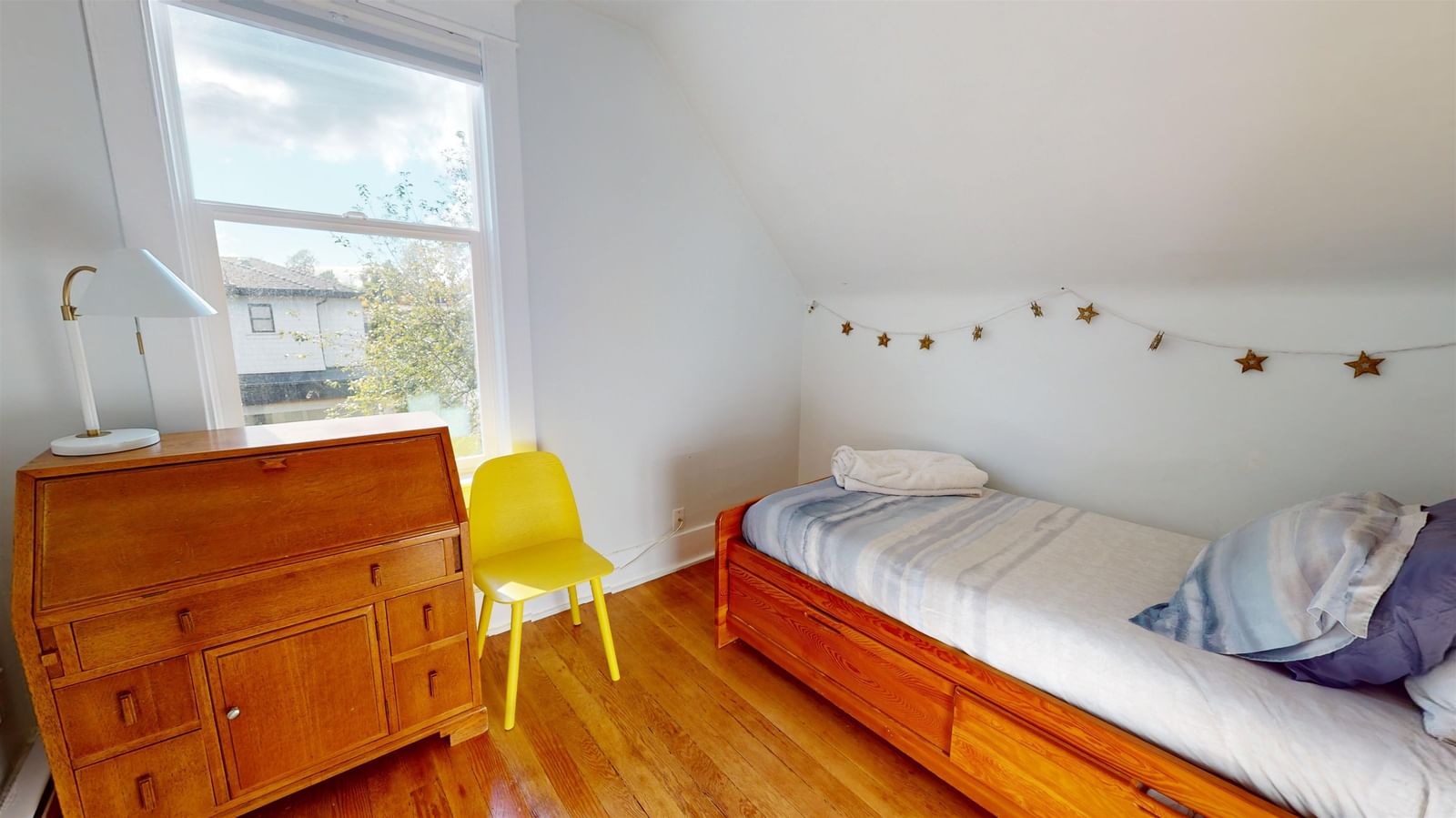 Listing Image 17