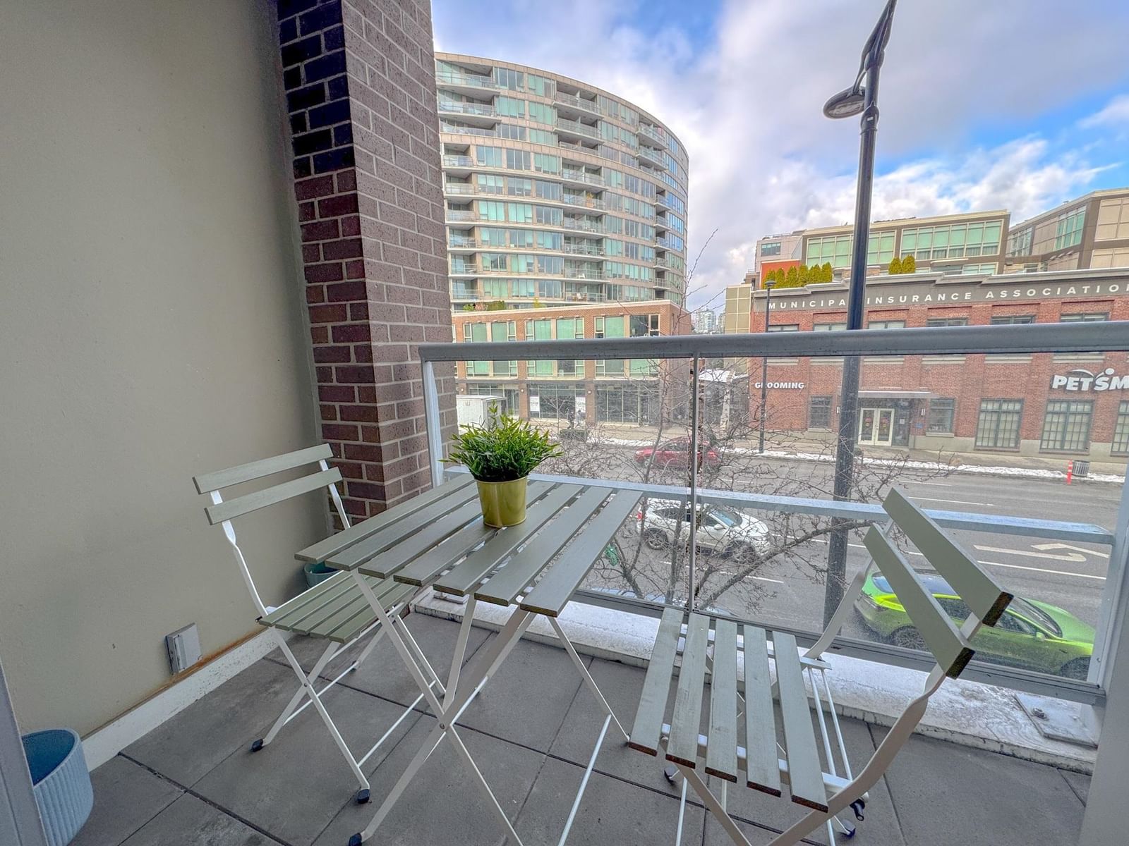 Listing Image 19