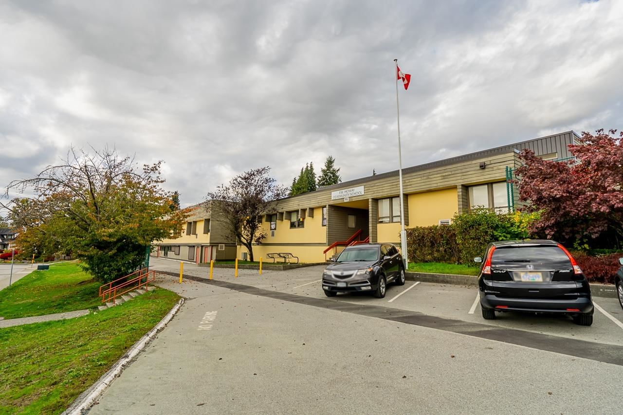 Listing Image 29