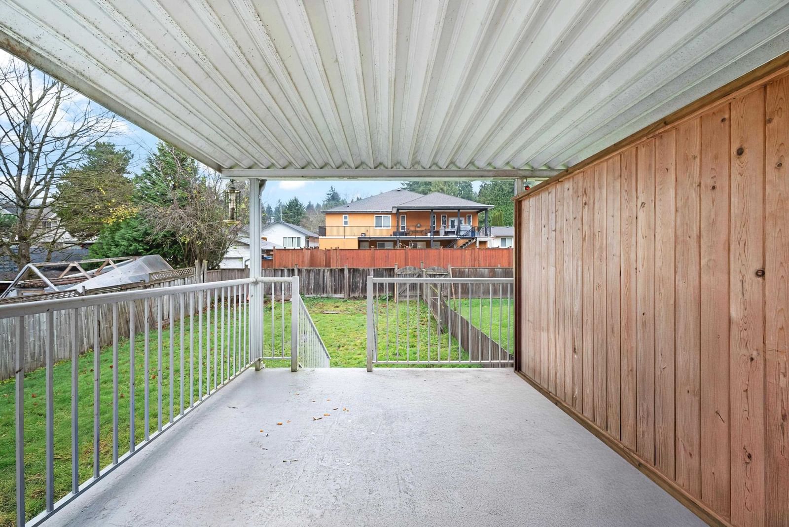 Listing Image 19