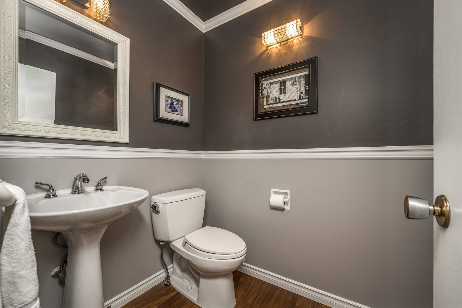 Listing Image 11