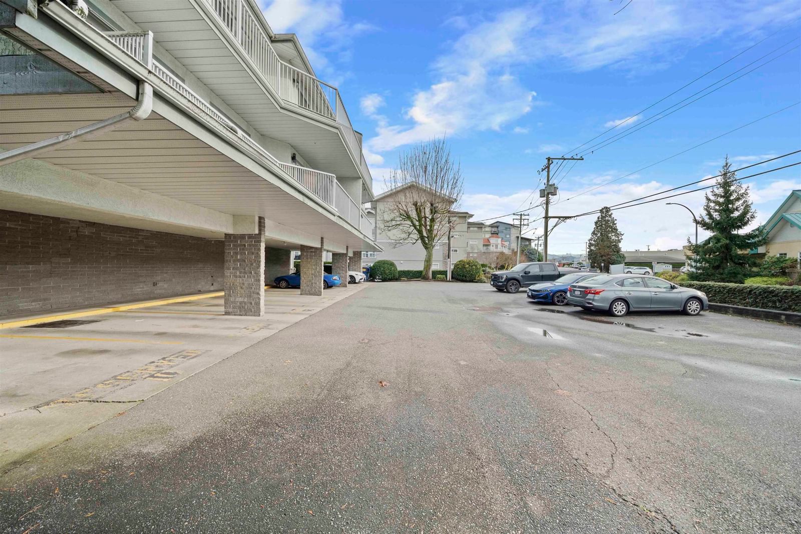 Listing Image 27