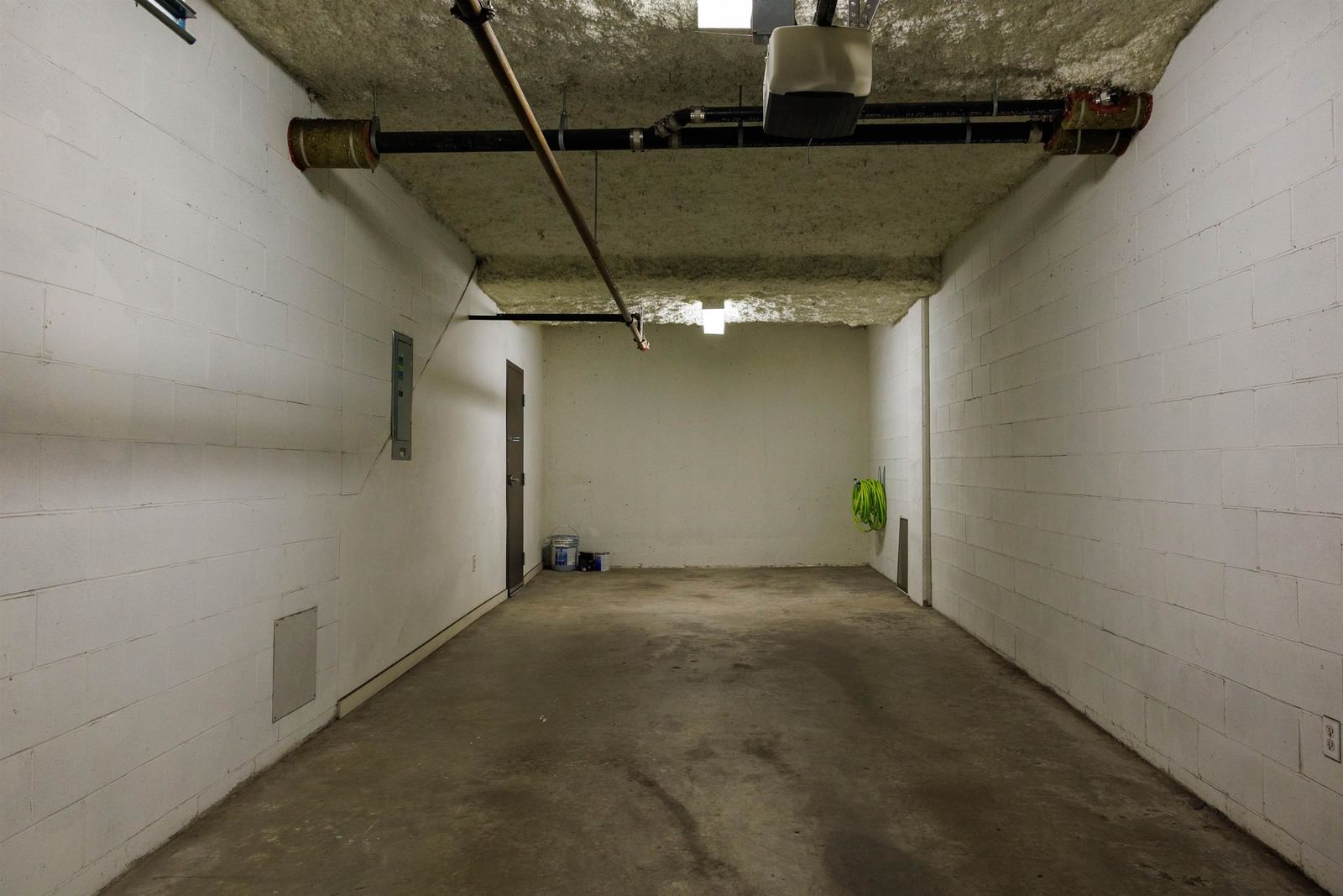 Listing Image 26