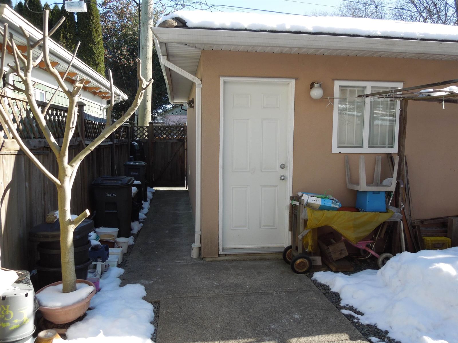 Listing Image 16