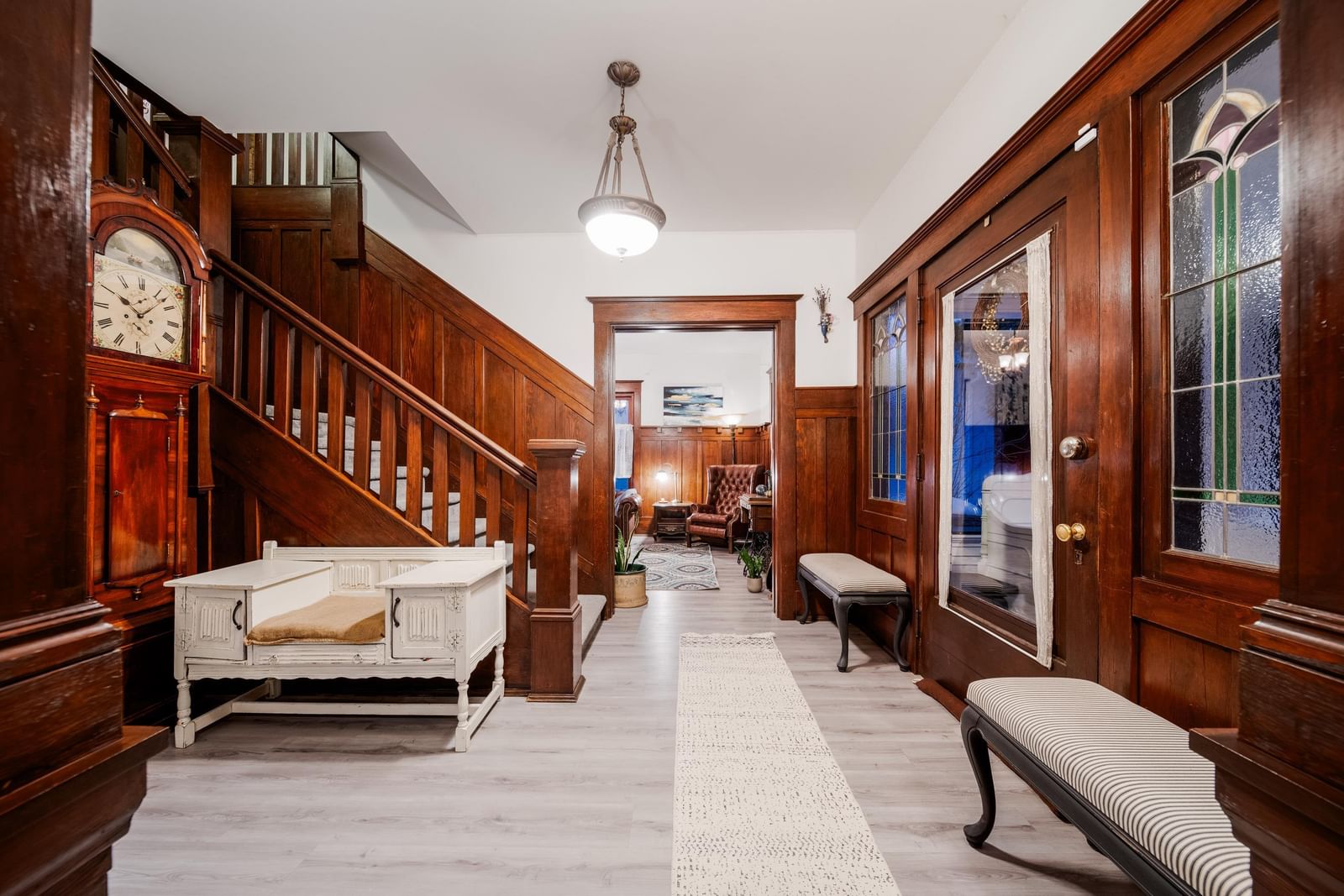 Listing Image 11