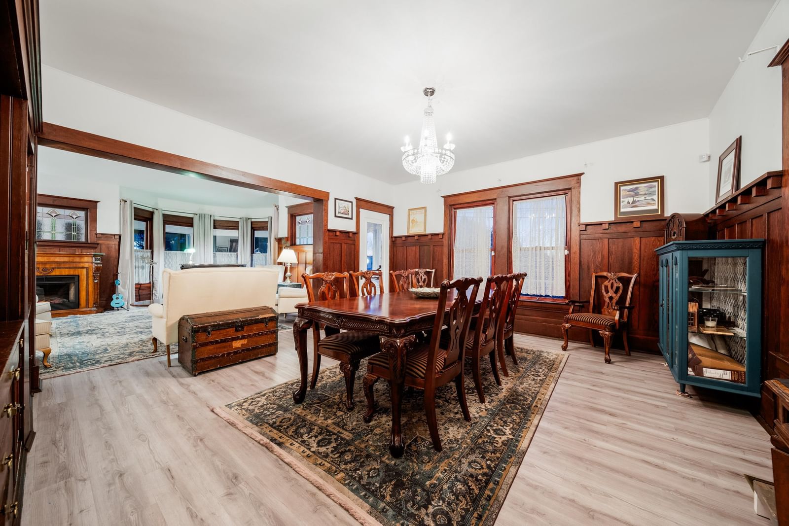 Listing Image 12