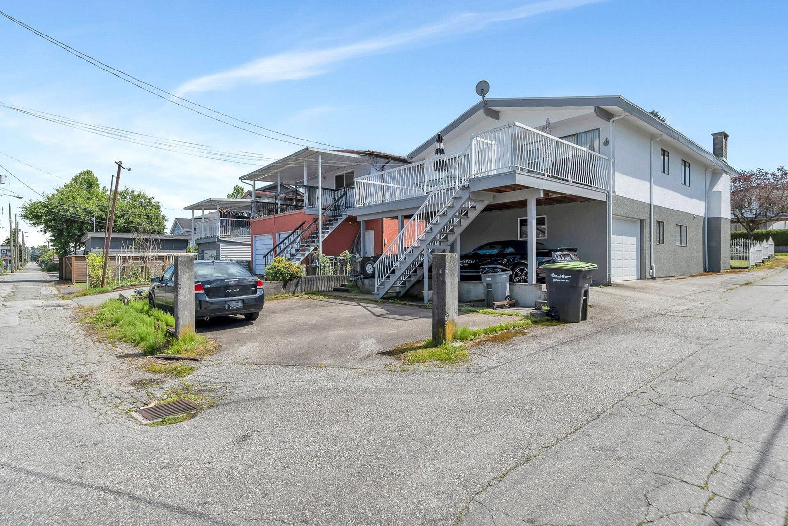 Listing Image 3