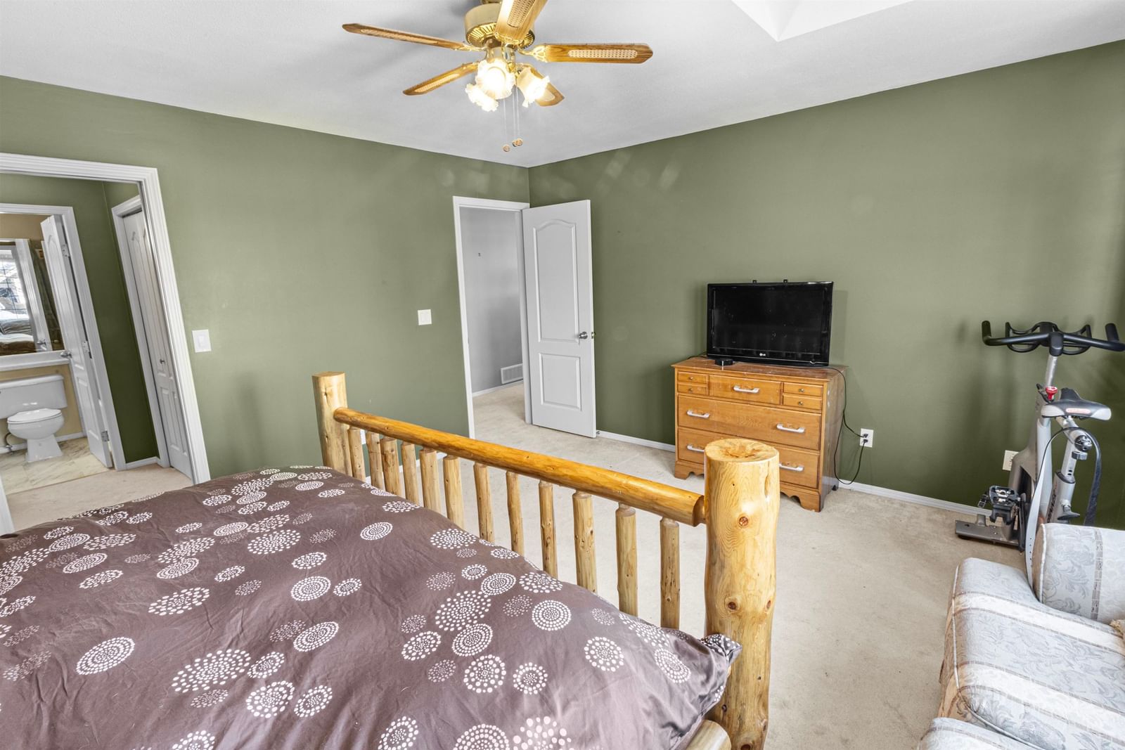 Listing Image 18