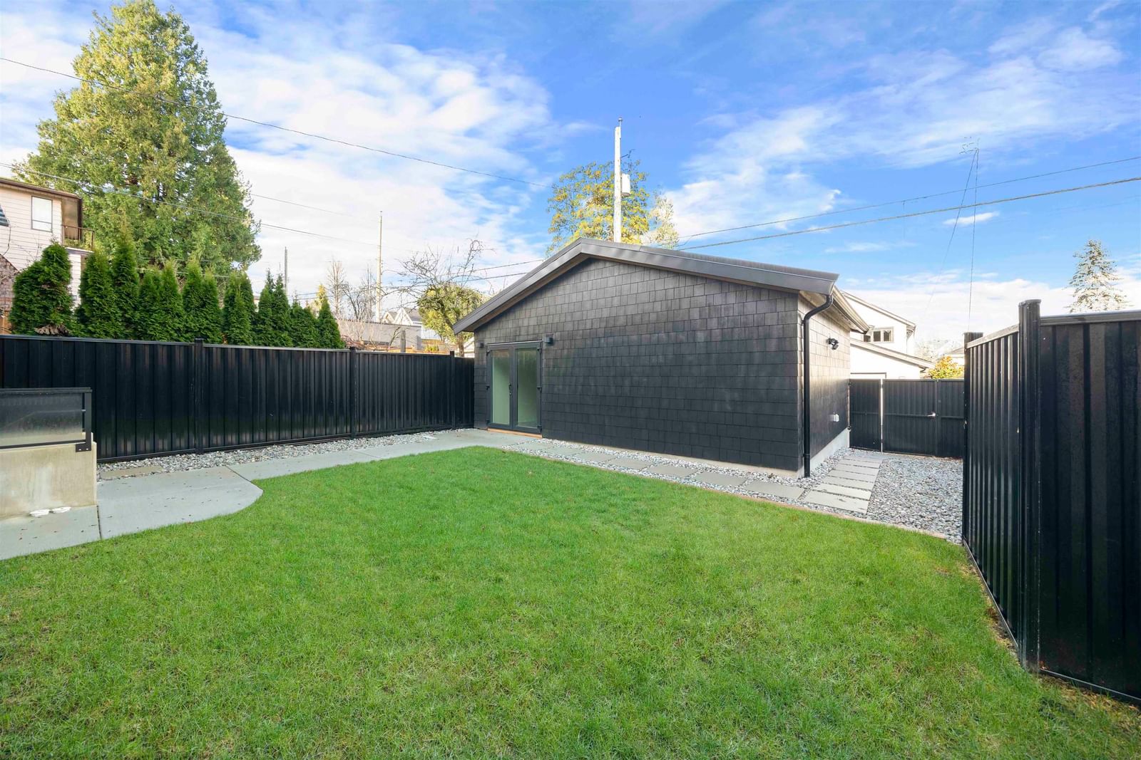 Listing Image 35