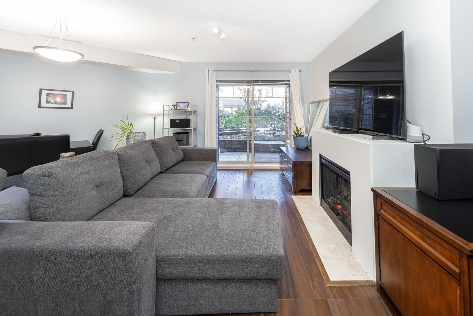 Listing Image 9