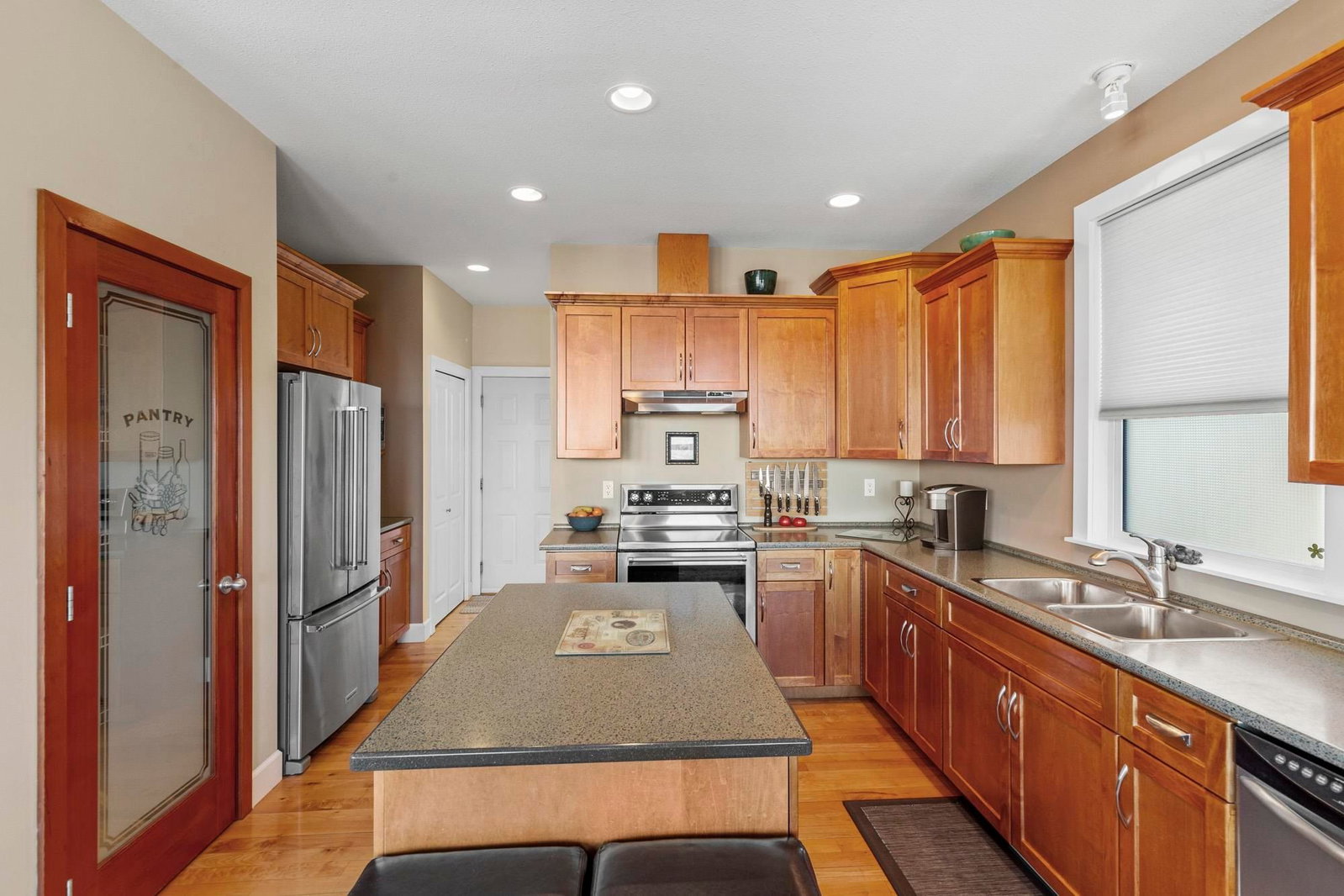 Listing Image 13