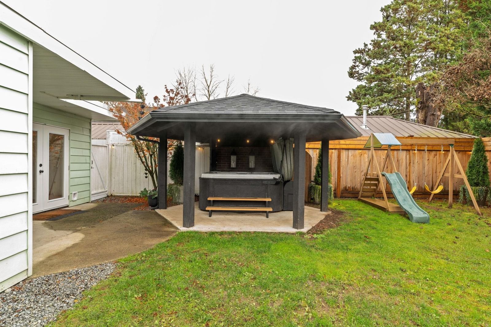Listing Image 18