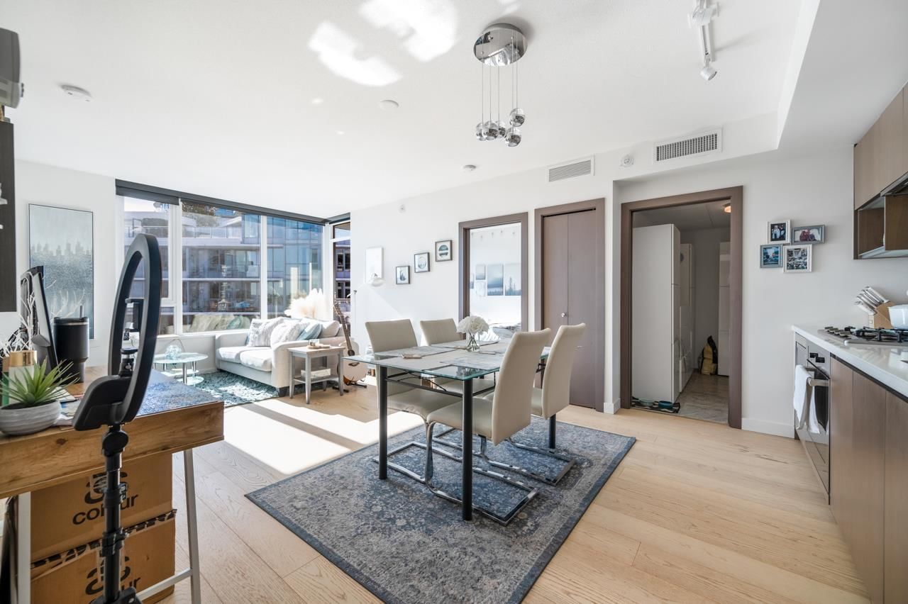 Listing Image 20