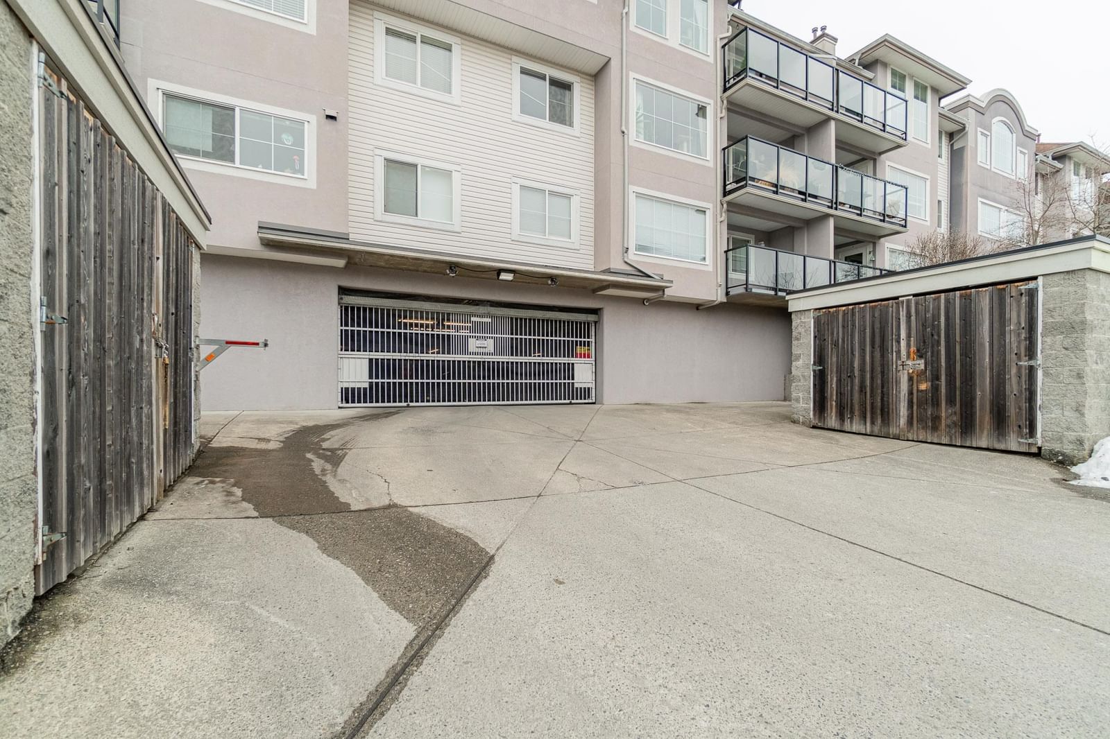 Listing Image 30