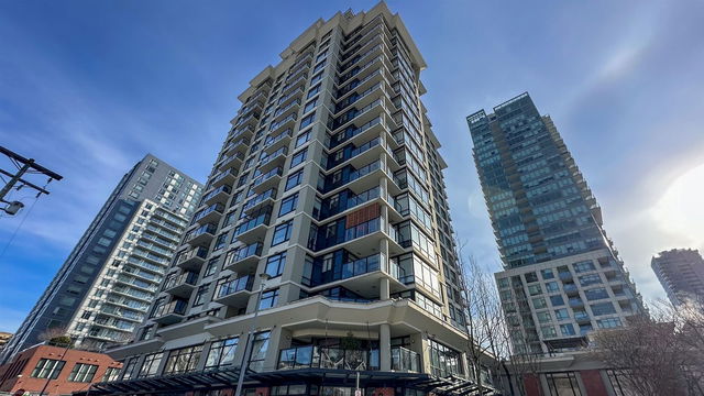 1002 - 610 Victoria Street