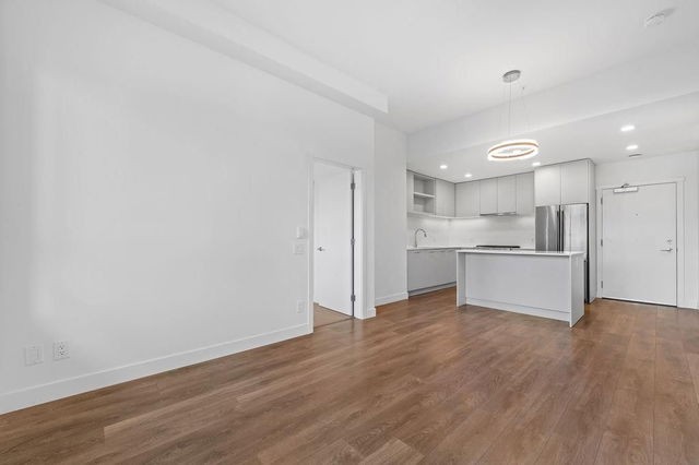 414 - 735 Anskar Court