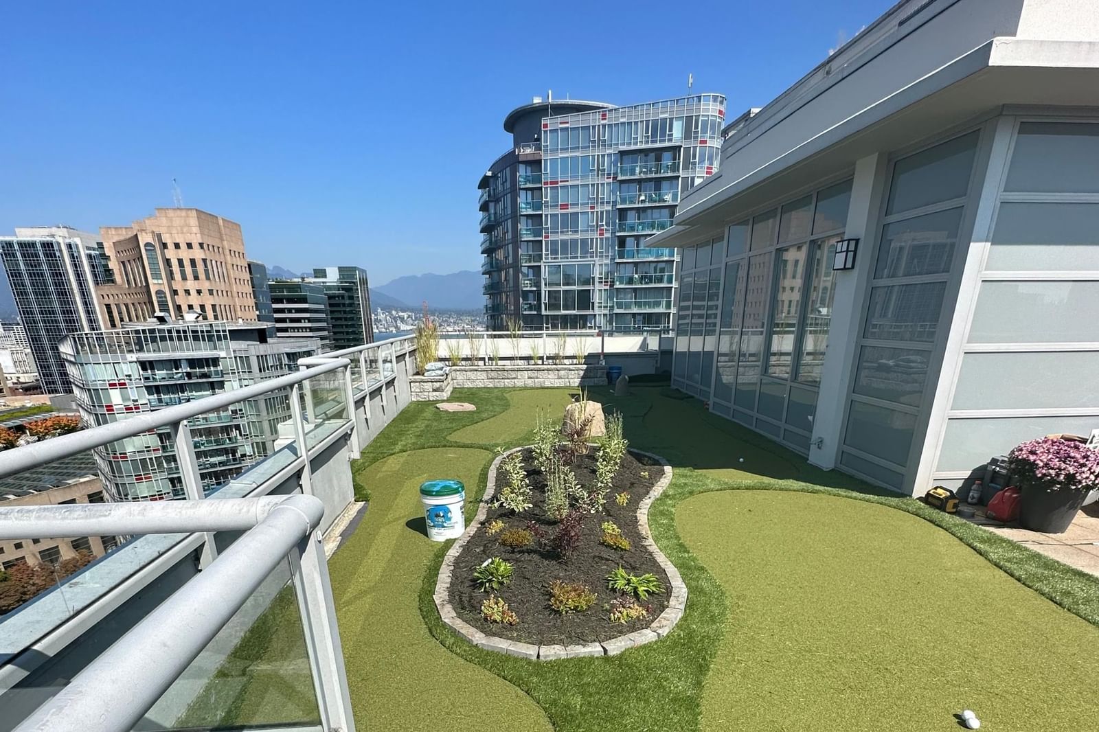 Listing Image 14