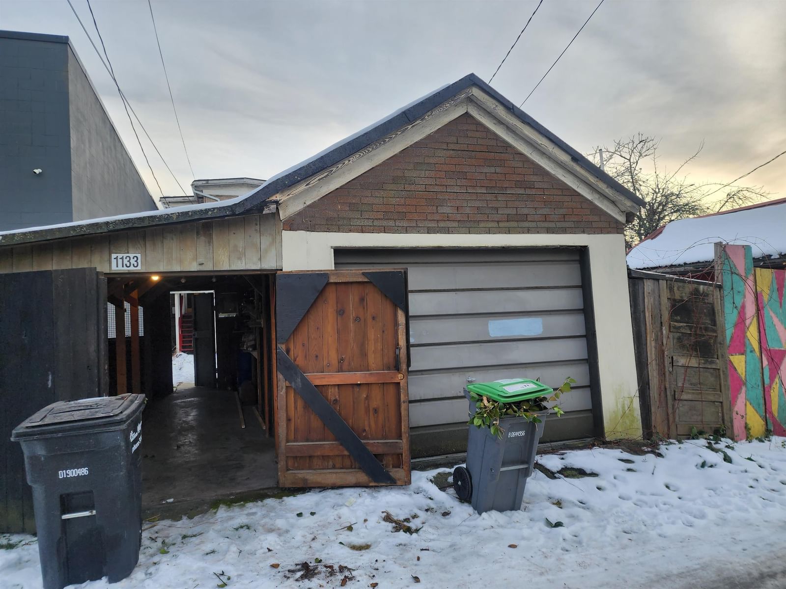 Listing Image 25