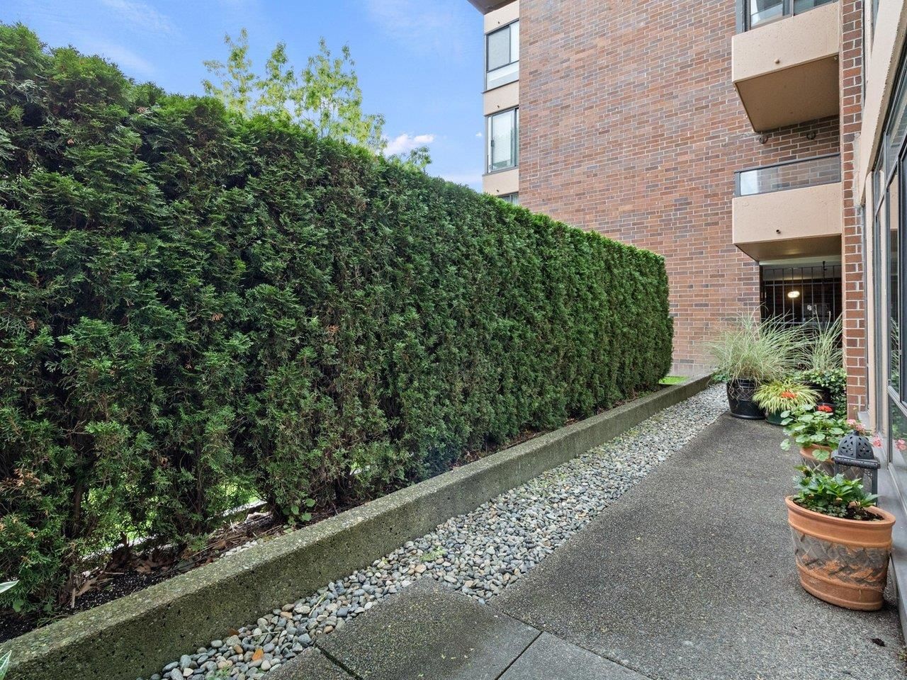 Listing Image 25