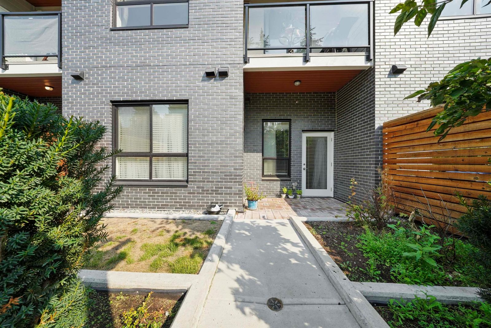 Listing Image 29