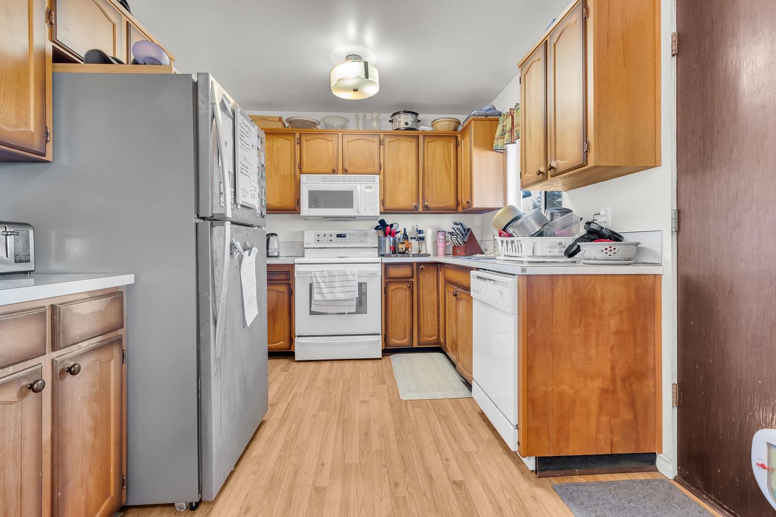 Listing Image 14