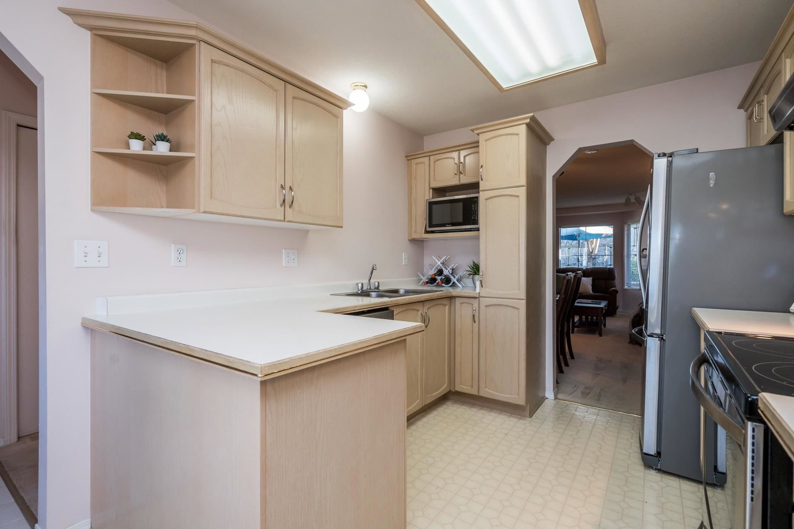 Listing Image 5