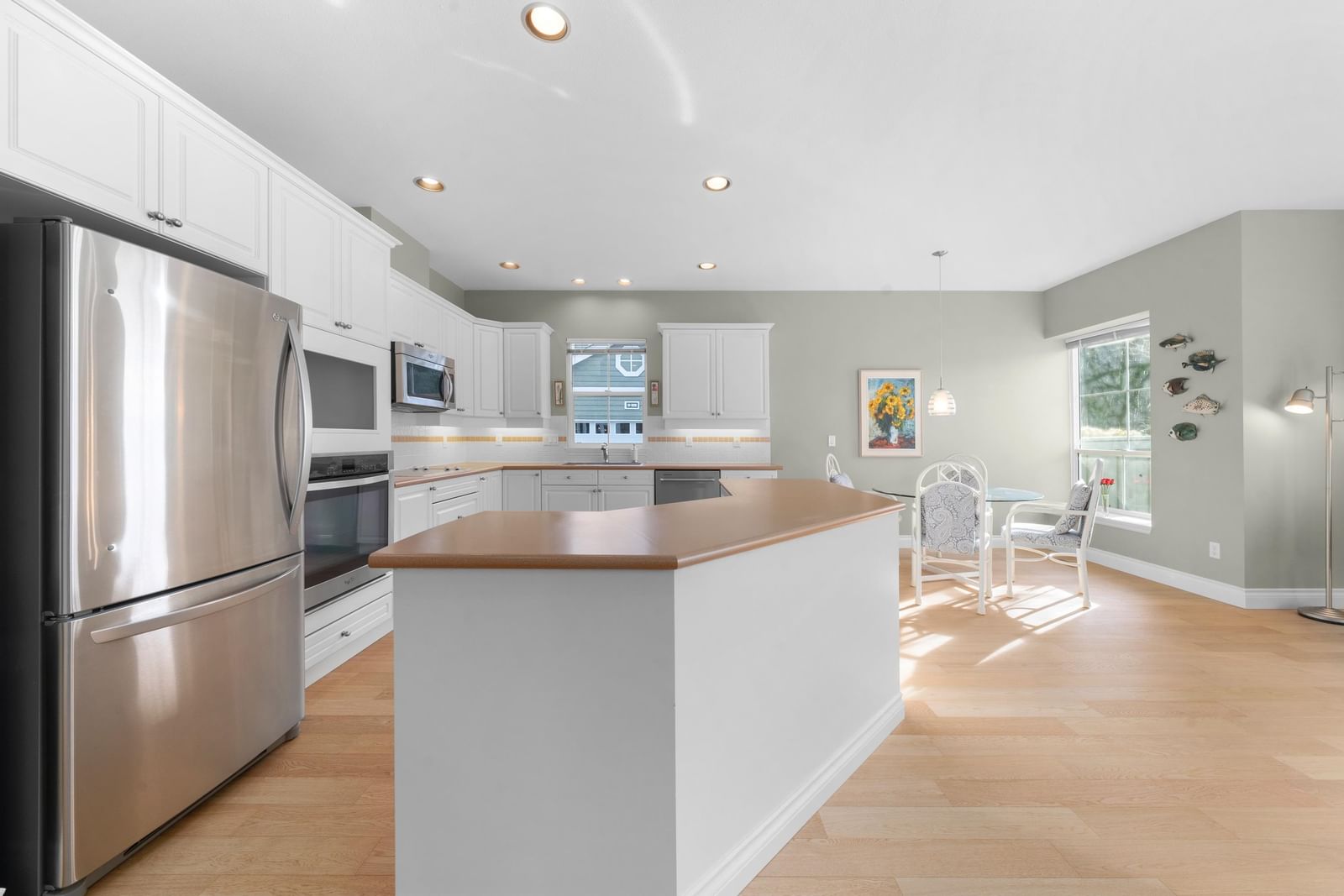 Listing Image 13