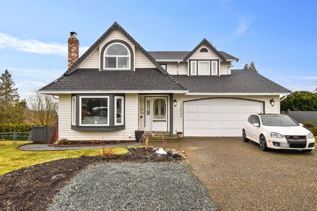 34932 Glenalmond Place