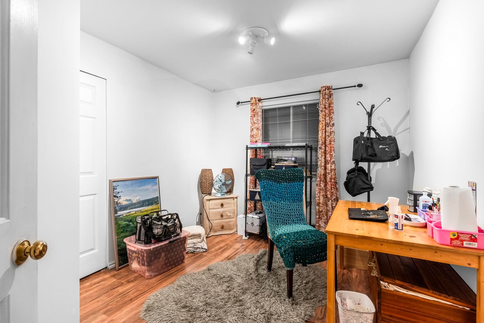 Listing Image 13