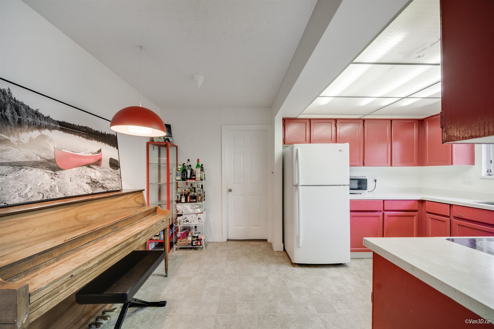 Listing Image 9