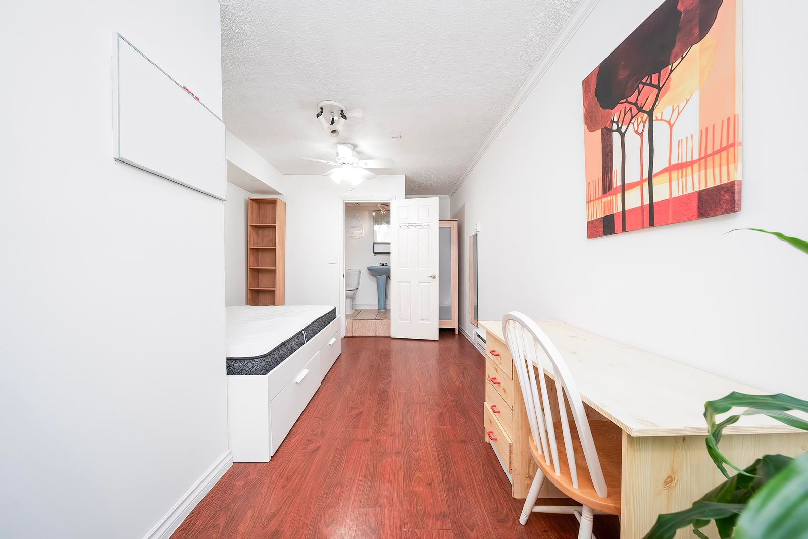 Listing Image 37