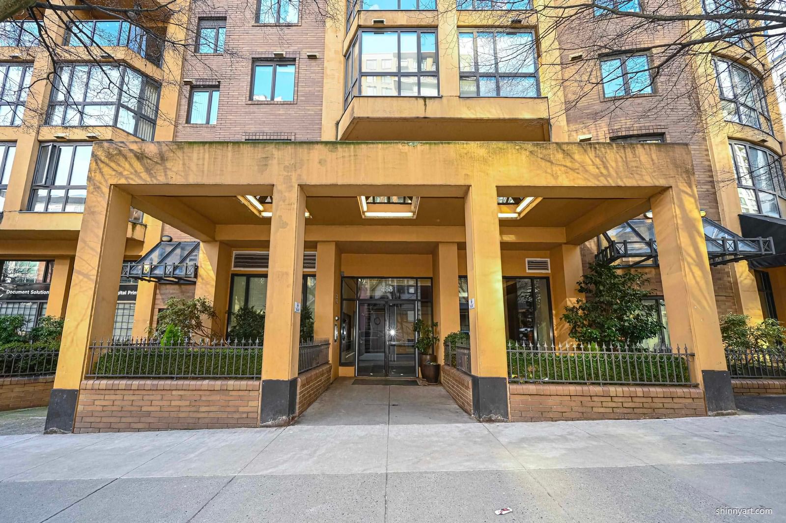 Listing Image 20