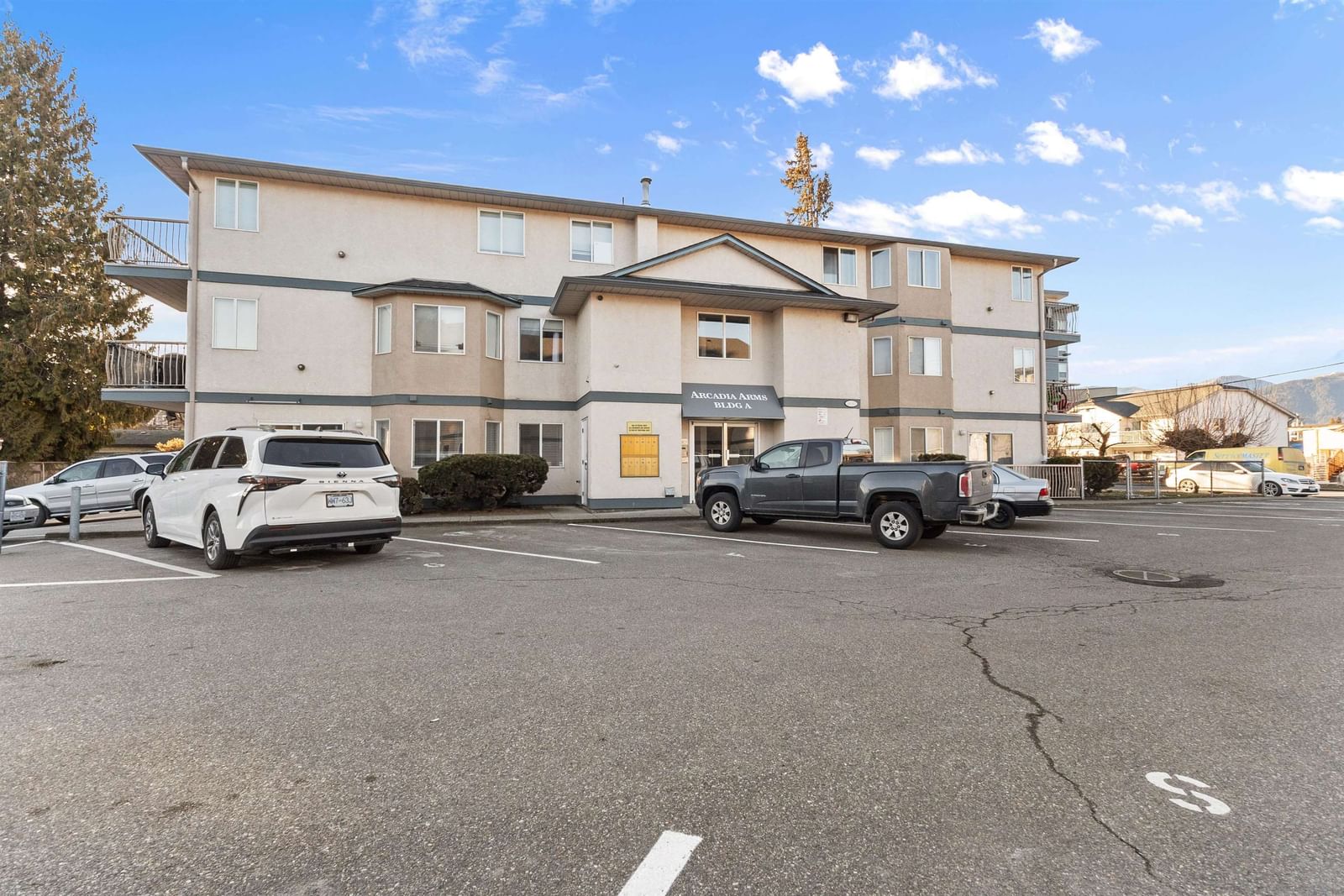 Listing Image 22