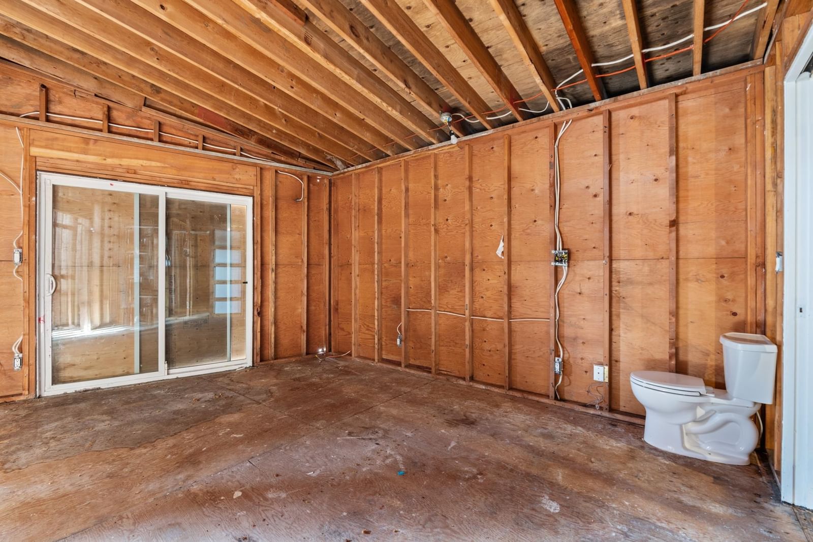 Listing Image 21
