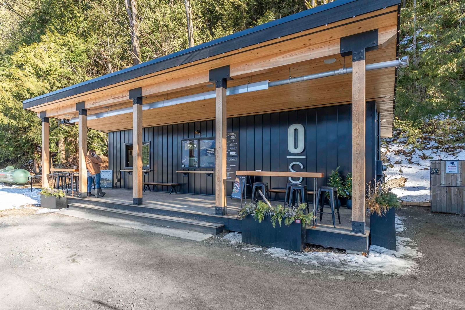 Listing Image 18