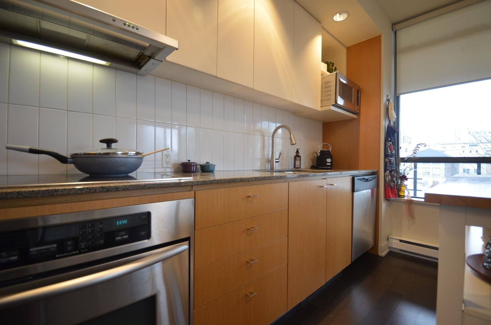 Listing Image 14