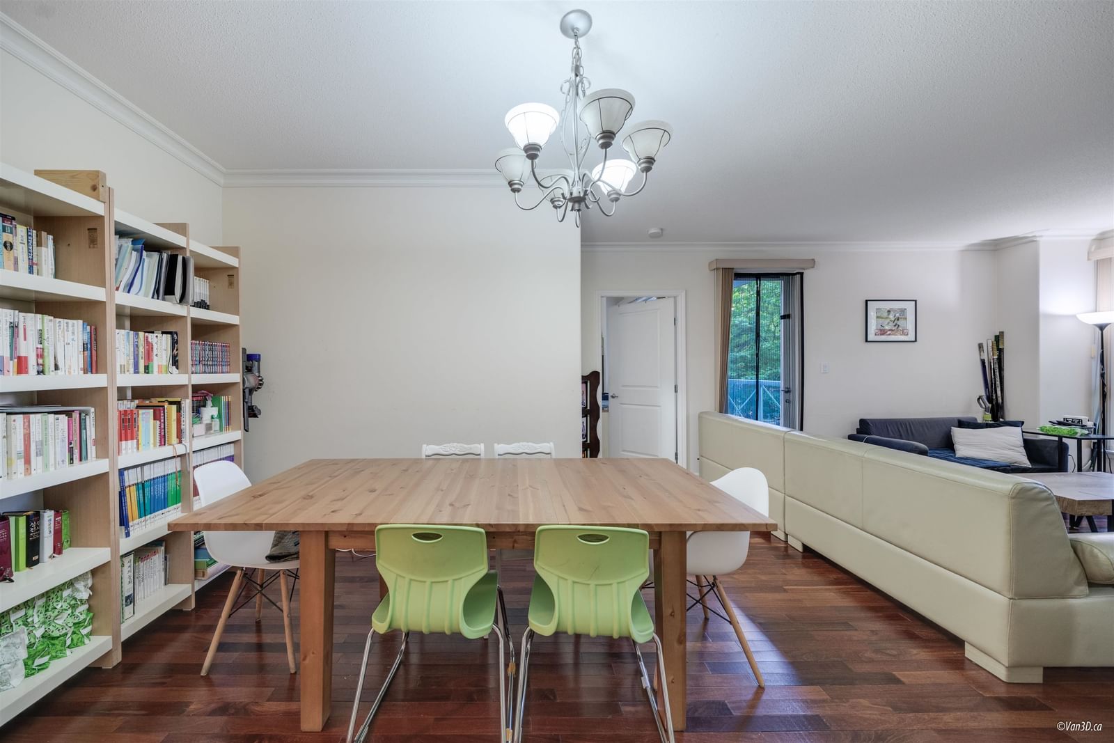 Listing Image 9
