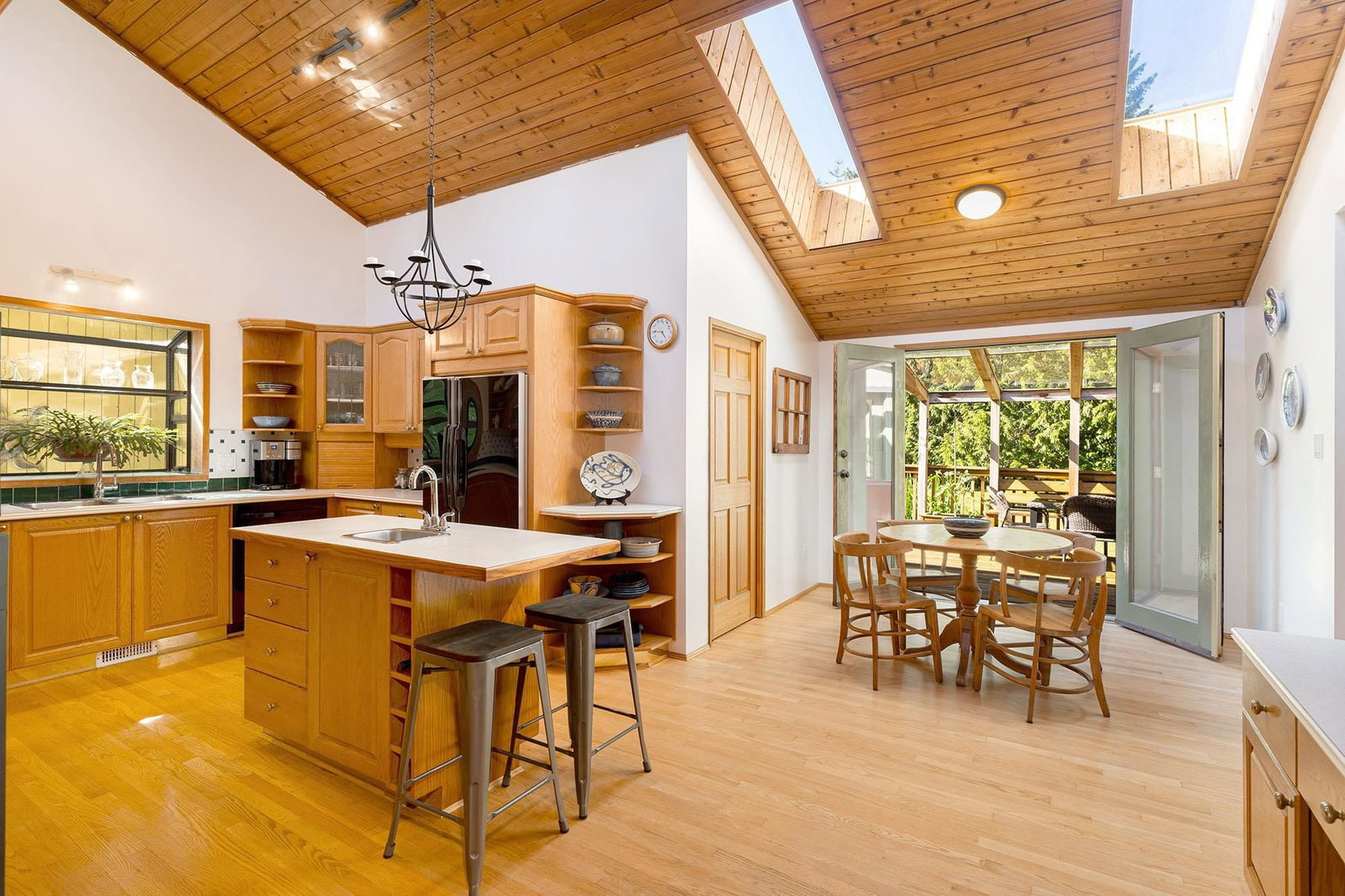 Listing Image 13