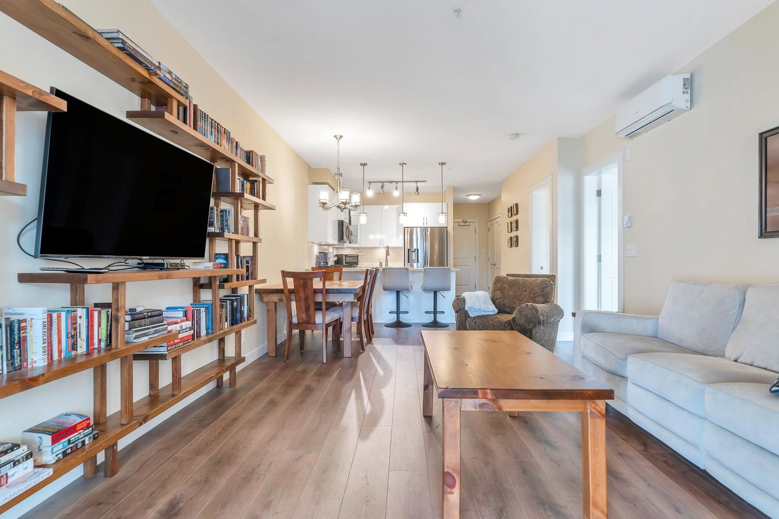 Listing Image 18