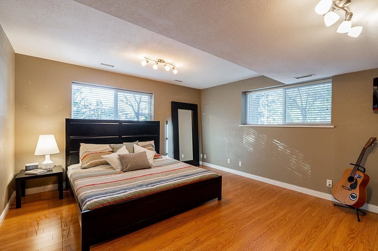 Listing Image 20